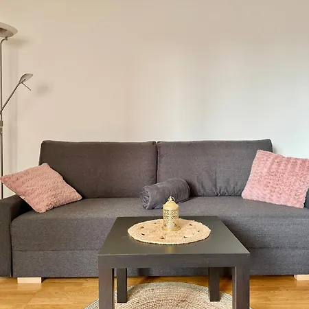 Happy Near Airport - Free Parking *