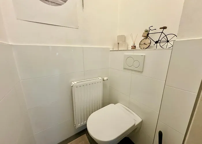 Apartman Happy Near Airport - Free Parking