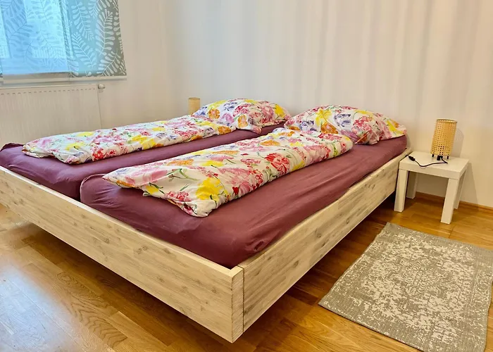 Apartman Happy Near Airport - Free Parking Schwechat